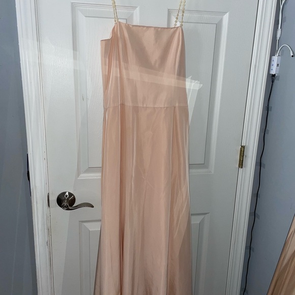 Peach formal dress with beaded straps - Picture 4 of 6